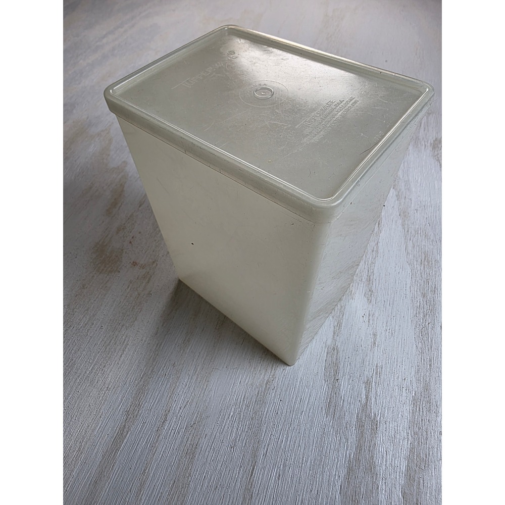Vintage Tupperware Servalier Canister with Lid Sheer White Rectangular 486-3 USA